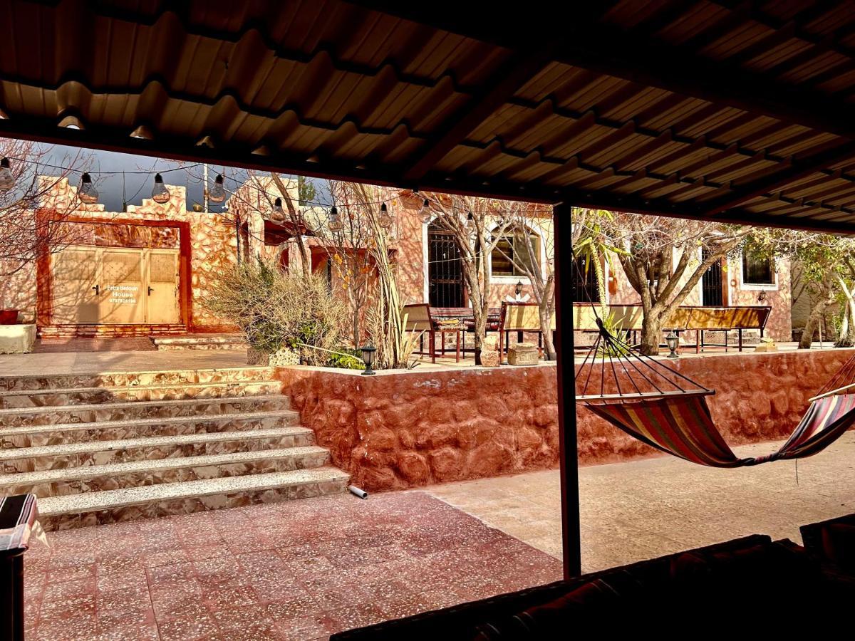 Guest House Attallah Вади Муса Экстерьер фото